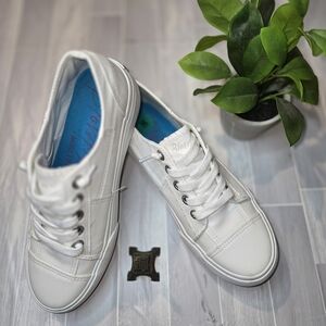 Malibu White and Teal Sneakers